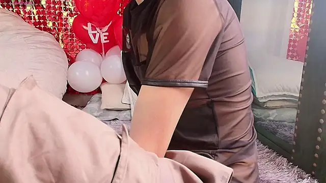 Levii Ackermann online show from 12, 2, 2025