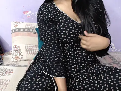 Freya nia online show from 15, 11, 2025