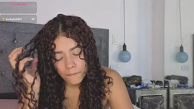 Snapshot of Meghan_taylor__ chatting on 25, 10, 2025 Meghan taylor online show from 25, 10, 2025