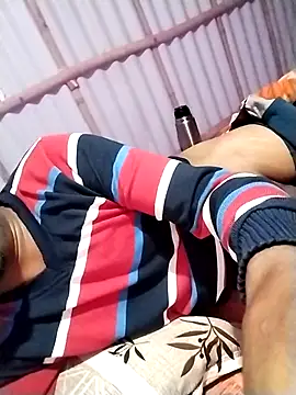 Snapshot of ErRakesh1 chatting on 11, 11, 2025 ErRakesh1 online show from 11, 11, 2025