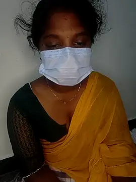 Snapshot of tamilachi4u chatting on 8, 3, 2025 tamilachi4u online show from 8, 3, 2025