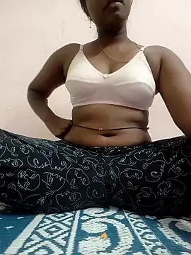 Snapshot of tamilachi4u chatting on 5, 2, 2026 tamilachi4u online show from 5, 2, 2026