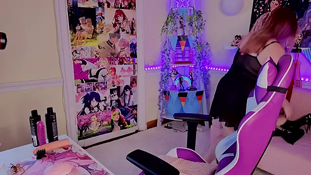 Snapshot of Unholy_Lady chatting on 2, 10, 2025 Unholy Lady online show from 2, 10, 2025