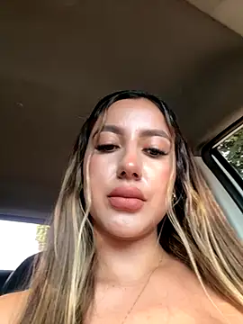 Sarapalmer1 online show from 8, 10, 2025