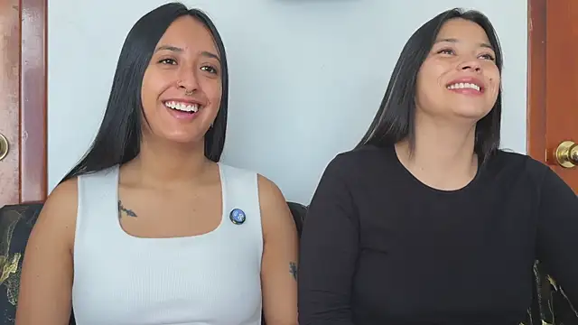 2SummerLove1 online show from 16, 11, 2025