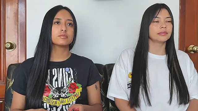 2SummerLove1 online show from 19, 11, 2025