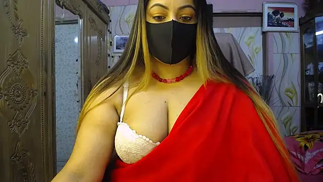 Snapshot of SohanaSabaSexy chatting on 25, 2, 2026 SohanaSabaSexy online show from 25, 2, 2026