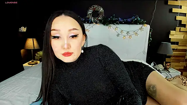 Julianna Jami online show from 20, 12, 2024