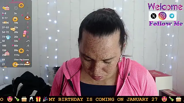 Snapshot of SofiaMadisson chatting on 24, 1, 2025 SofiaMadisson online show from 24, 1, 2025