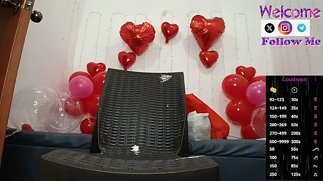 Snapshot of SofiaMadisson chatting on 8, 2, 2025 SofiaMadisson online show from 8, 2, 2025