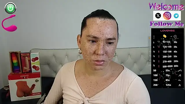 Snapshot of SofiaMadisson chatting on 27, 2, 2025 SofiaMadisson online show from 27, 2, 2025