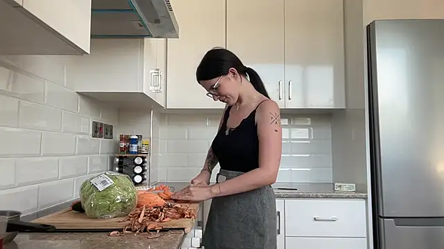 RoxiBlack online show from 10, 11, 2025