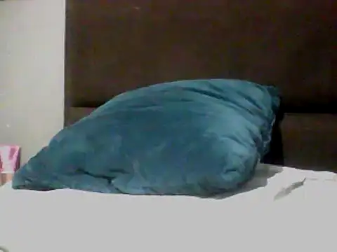 Snapshot of Skater29xx2 chatting on 7, 12, 2024 Skater29xx2 online show from 7, 12, 2024