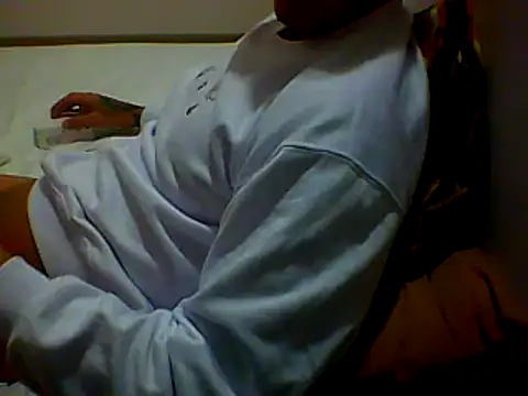 Snapshot of Skater29xx2 chatting on 18, 1, 2025 Skater29xx2 online show from 18, 1, 2025