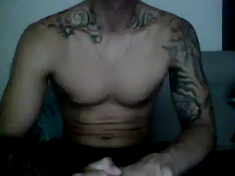 Snapshot of Skater29xx2 chatting on 26, 2, 2025 Skater29xx2 online show from 26, 2, 2025