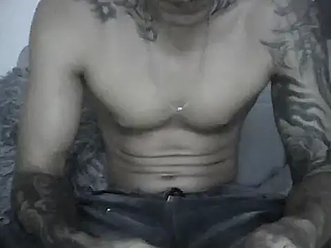 Snapshot of Skater29xx2 chatting on 17, 3, 2025 Skater29xx2 online show from 17, 3, 2025