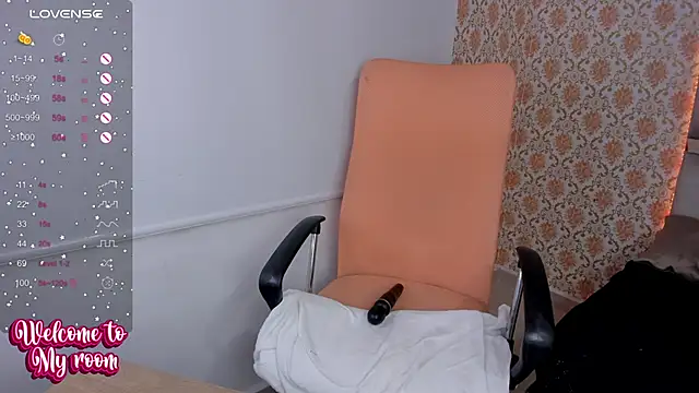 Snapshot of pervert_milf04 chatting on 13, 3, 2025 pervert milf04 online show from 13, 3, 2025