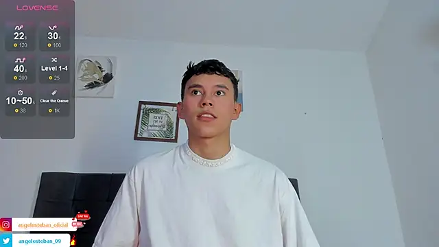 Snapshot of Angel_esteban_fx chatting on 30, 10, 2025 Angel esteban fx online show from 30, 10, 2025