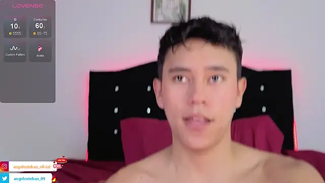 Snapshot of Angel_esteban_fx chatting on 12, 11, 2025 Angel esteban fx online show from 12, 11, 2025