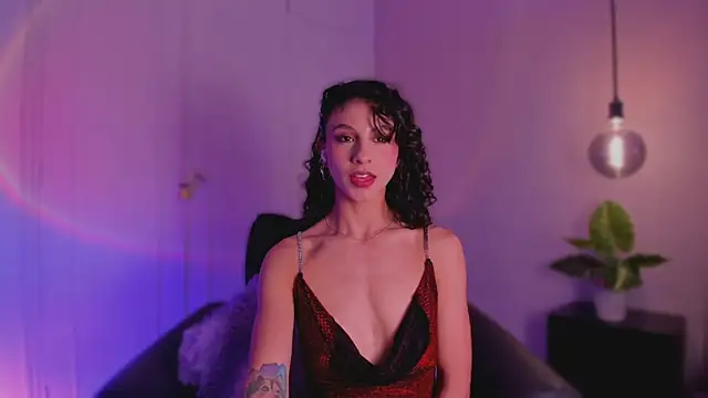 Snapshot of MiissCharlotte chatting on 26, 10, 2025 MiissCharlotte online show from 26, 10, 2025