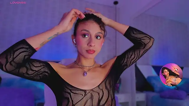 Snapshot of MiissCharlotte chatting on 31, 10, 2025 MiissCharlotte online show from 31, 10, 2025