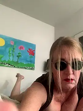 Jennifera123 online show from 5, 1, 2026