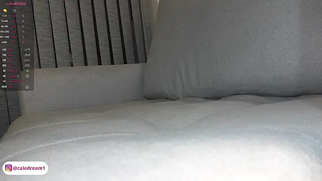 Snapshot of calehot98 chatting on 14, 12, 2024 calehot98 online show from 14, 12, 2024