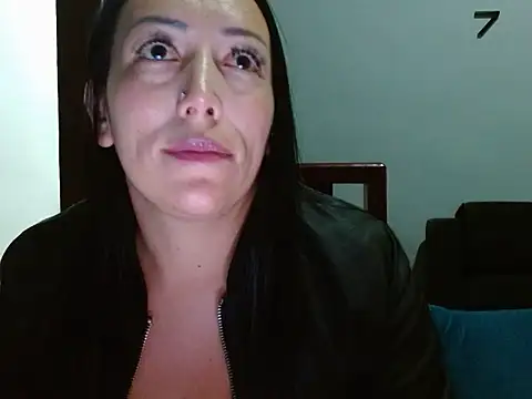 Snapshot of Laura_martin_ chatting on 31, 1, 2025 Laura martin online show from 31, 1, 2025