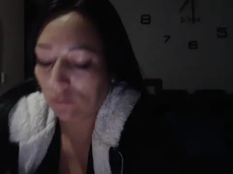 Snapshot of Laura_martin_ chatting on 12, 3, 2025 Laura martin online show from 12, 3, 2025