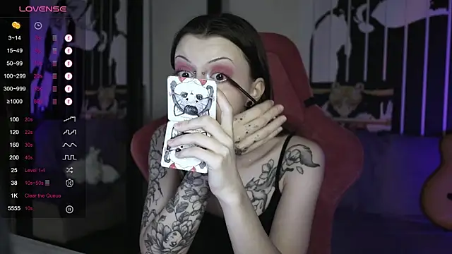 prettybones online show from 29, 12, 2024