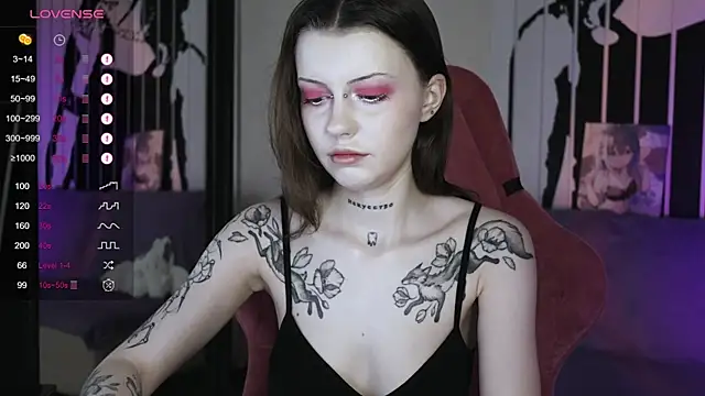 prettybones online show from 14, 1, 2025