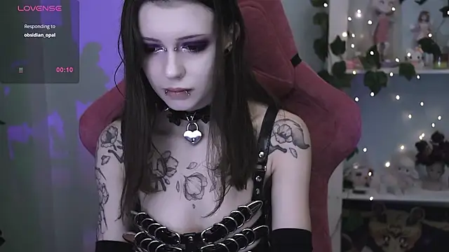 prettybones online show from 28, 3, 2026