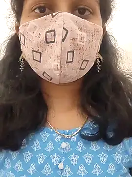 Snapshot of Angleannie chatting on 28, 10, 2025 Angleannie online show from 28, 10, 2025