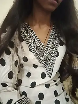 Snapshot of Kumkum_36 chatting on 12, 11, 2025 Kumkum 36 online show from 12, 11, 2025