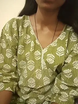 Snapshot of Kumkum_36 chatting on 13, 11, 2025 Kumkum 36 online show from 13, 11, 2025