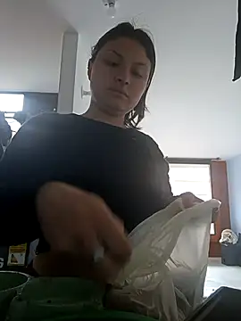 jessica gomez online show from 15, 9, 2025