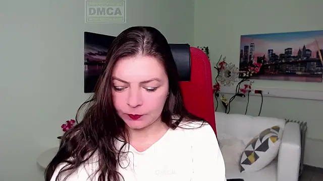 Lily flower7 online show from 3, 12, 2025