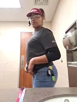 Snapshot of samone9 chatting on 22, 2, 2025 samone9 online show from 22, 2, 2025