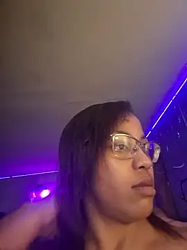 Snapshot of samone9 chatting on 17, 3, 2025 samone9 online show from 17, 3, 2025