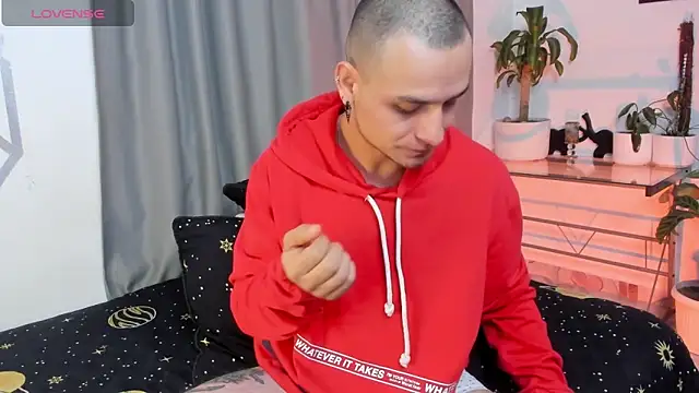 Snapshot of Aron-santoro chatting on 12, 2, 2025 Aron-santoro online show from 12, 2, 2025