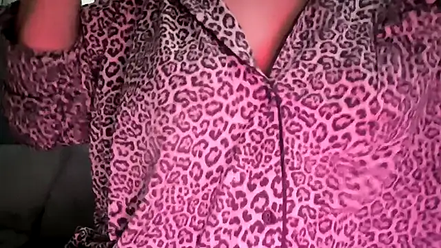 Snapshot of SEXY-ZENA chatting on 18, 11, 2025 SEXY-ZENA online show from 18, 11, 2025