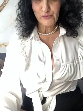 Katie-n online show from 4, 2, 2026