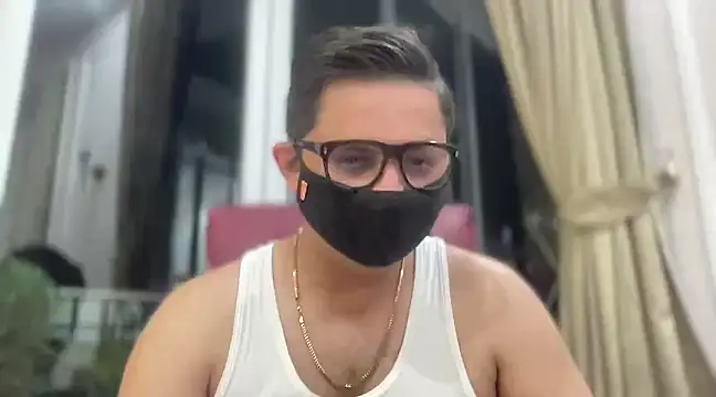 Snapshot of slavekinky001 chatting on 26, 2, 2025 slavekinky001 online show from 26, 2, 2025