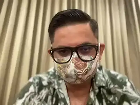 Snapshot of slavekinky001 chatting on 22, 3, 2025 slavekinky001 online show from 22, 3, 2025