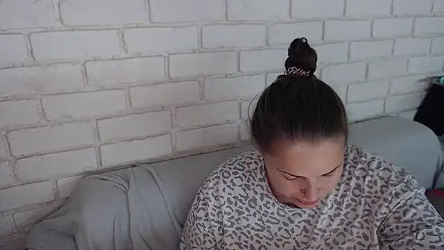 Crazyy girl  online show from 21, 10, 2025