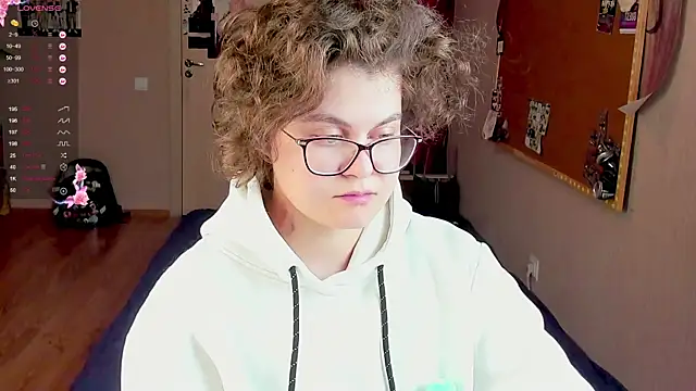 Snapshot of Sashy_Way chatting on 7, 12, 2024 Sashy Way online show from 7, 12, 2024