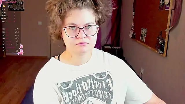 Snapshot of Sashy_Way chatting on 8, 12, 2024 Sashy Way online show from 8, 12, 2024