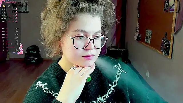 Snapshot of Sashy_Way chatting on 14, 12, 2024 Sashy Way online show from 14, 12, 2024