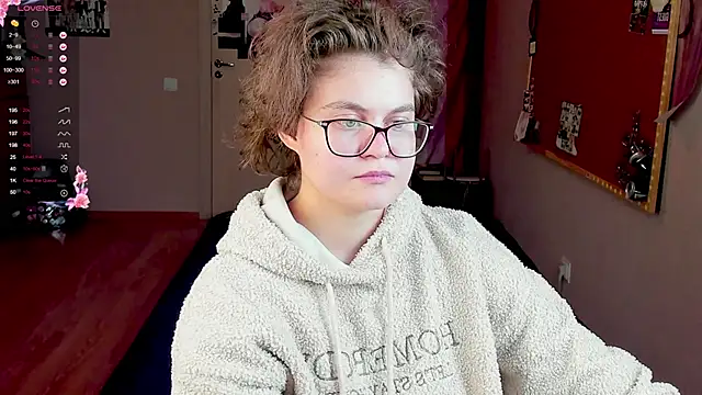 Snapshot of Sashy_Way chatting on 15, 12, 2024 Sashy Way online show from 15, 12, 2024