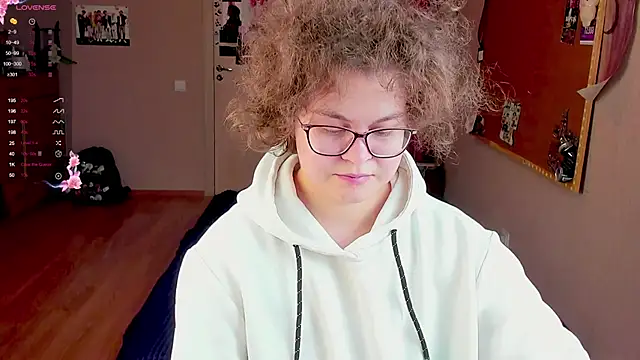 Snapshot of Sashy_Way chatting on 18, 12, 2024 Sashy Way online show from 18, 12, 2024